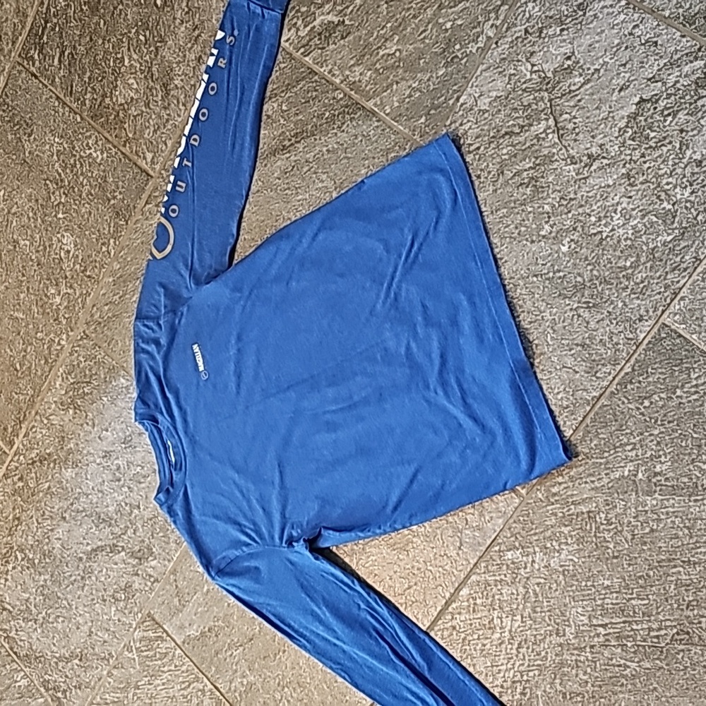 Magellan Outdoors royal blue long sleeved shirt size S...EUC